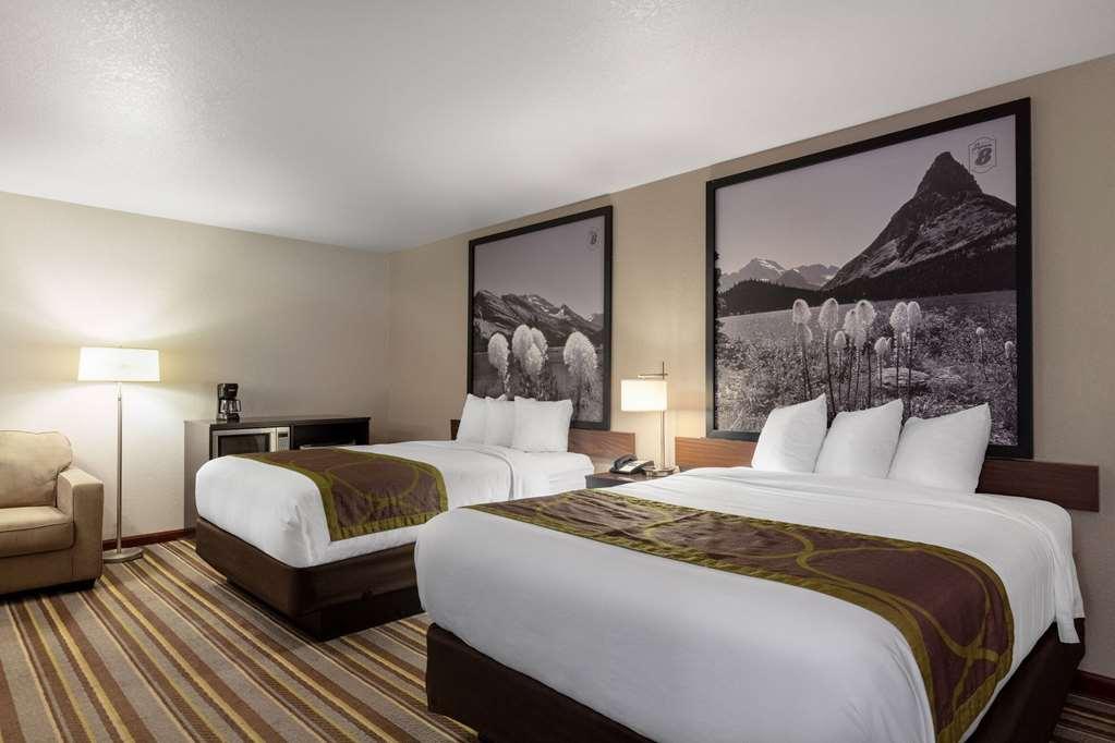 Hotel Super 8 By Wyndham St. Regis Zimmer foto